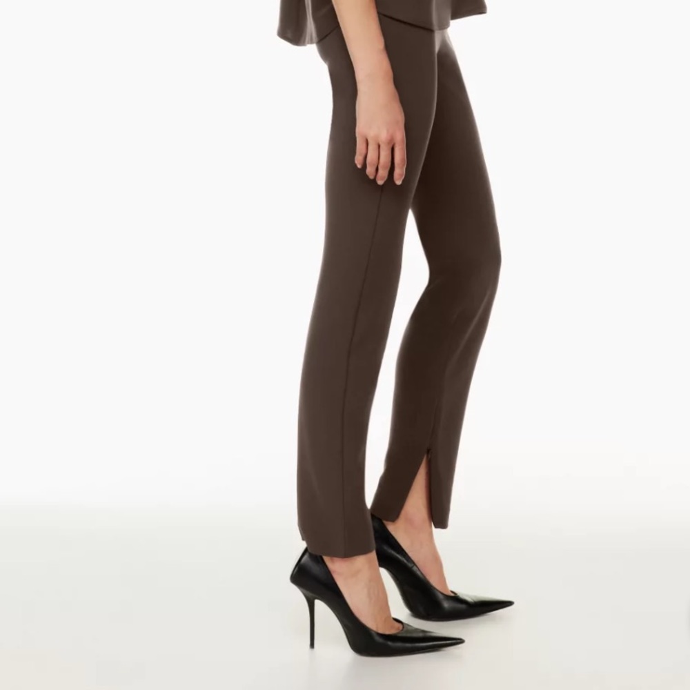 Aritzia Babaton Serra slit pant